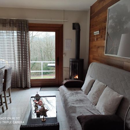 Au Repaire Des Ecureuils Villa Waulsort Dış mekan fotoğraf