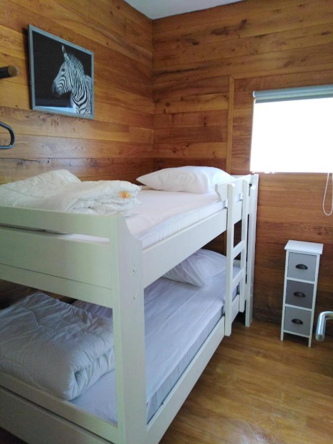 Au Repaire Des Ecureuils Villa Waulsort Dış mekan fotoğraf